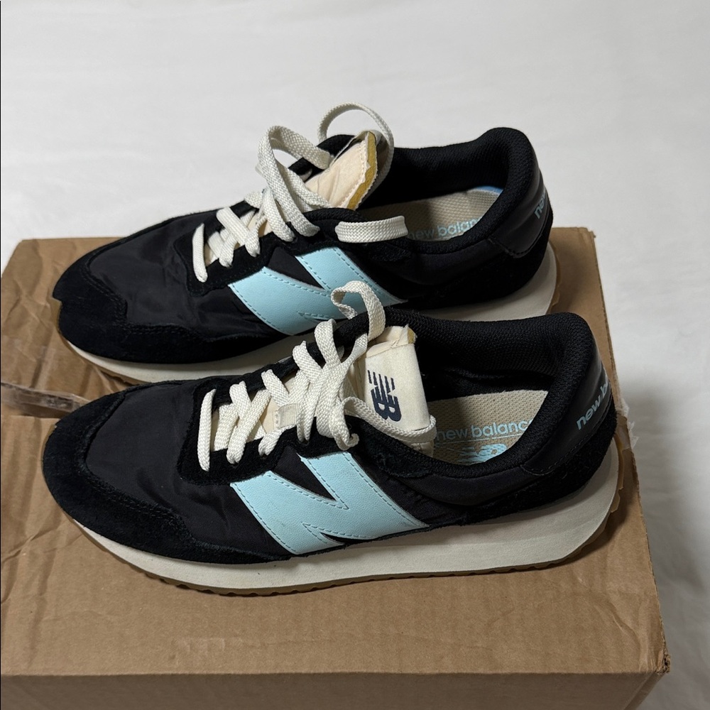 New Balance Black Sneakers with Light Blue 'N' Accent - Picture 3 of 5